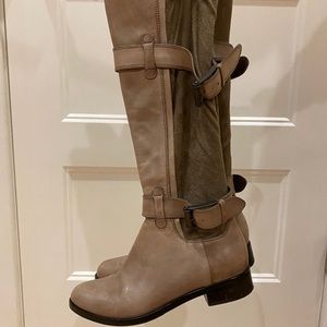 Carolina Herrera boots, size 7B